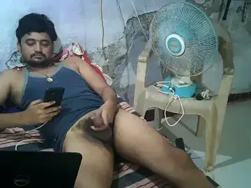 Stripchat Free Porn Cam of ROCOGUJUBULL