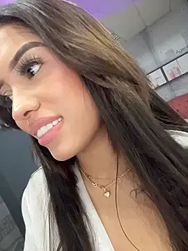 Stripchat Live Sex Cam of MystiqueXXX