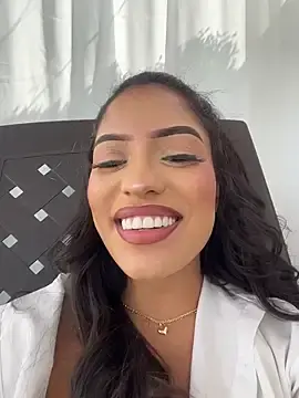 Stripchat Best live sex cam show of MystiqueXXX