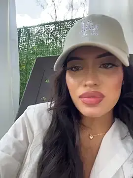 Stripchat Best live sex cam show of MystiqueXXX