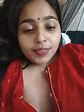 Stripchat Sex Cam of Cute-Simmi69
