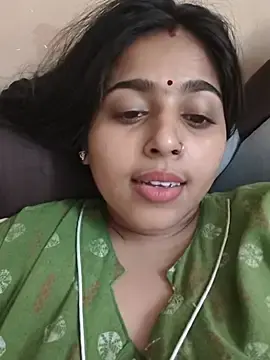 Stripchat Watch Live Sex Cams of Cute-Simmi69