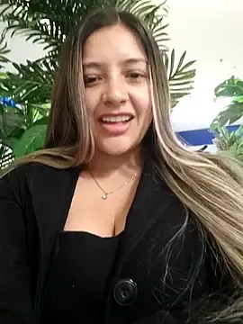 Stripchat Best Webcam of alana_69