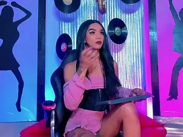 Stripchat Watch Live Sex Cams of nickyminach_