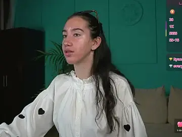 Stripchat Live Sex of Belle_Via