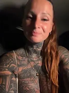 Stripchat Live Sex Cam of Inked_lorena