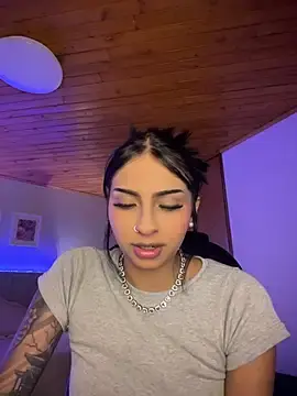 Stripchat Free Live Porn of Hilary_pinkk