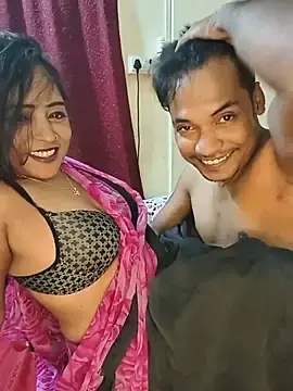 Stripchat Sex Cam of Hotbhabi305