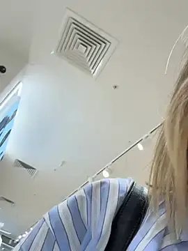 Stripchat Best live sex cam show of ValenciaShock