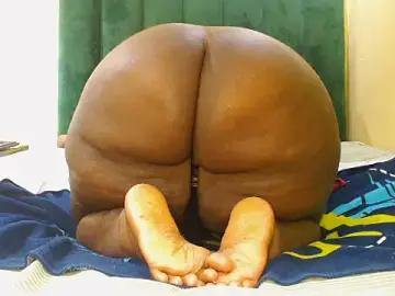 Stripchat Live Sex Cam of sexybigasss