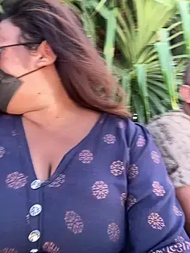 Stripchat Sex Cam of _Cute_ariana_