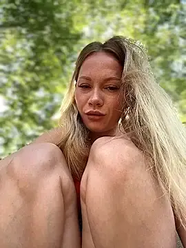 Stripchat Best Webcam of LavenderHot