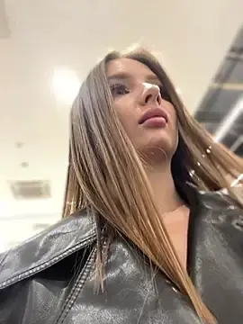 Stripchat Best Webcam of KrisMagnoly