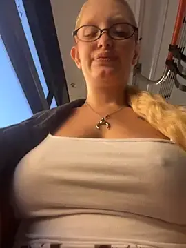 Stripchat Free Live Porn of Mila_NoRules