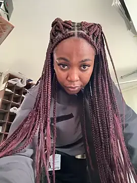 Stripchat Sex Cam of CiaraEbony