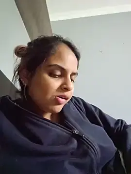 Stripchat Live Porn of DirtySnowball69