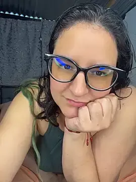 Stripchat Sex Cam of Soe_Lara