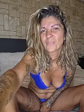 Stripchat Watch Live Sex Cams of Dreamlove1