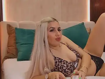 Stripchat Best live sex cam show of ZaraSpark
