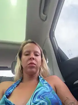 Stripchat Adult Webcam of LikaCat