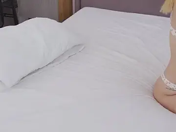 Stripchat Sex Cam of PlayUsSoftly