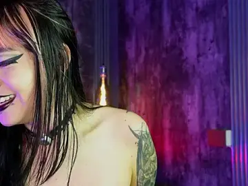 Stripchat Live Sex of Aylen_darkmoor