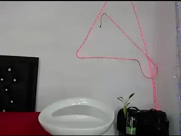 Stripchat Free Porn Cam of Damian_hart_24CM