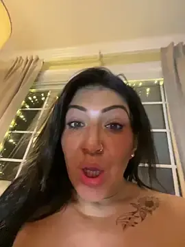 Stripchat Adult Webcam of LittleMissEeve