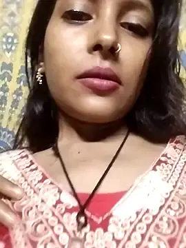 Stripchat Live Sex Cam of Gud_girl_Nilu
