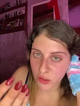 Stripchat Sex Cam of FlorBich