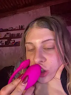 Stripchat Adult Webcam of FlorBich