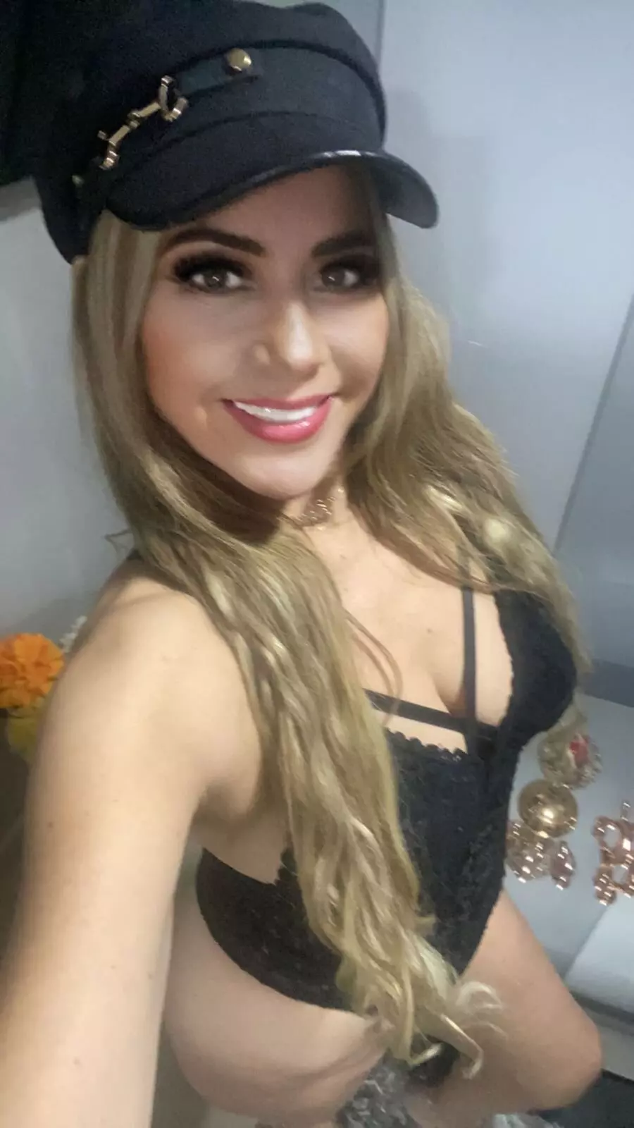 LARIANA_RIVERA23