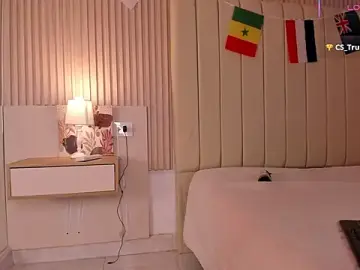 Stripchat Live Sex of rubi_foxx22
