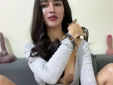 Stripchat Adult Webcam of Lovable_with_bigsurprise