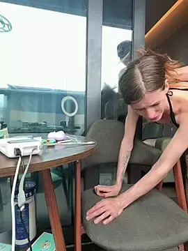 Stripchat Free Porn Cam of MissAndKiss