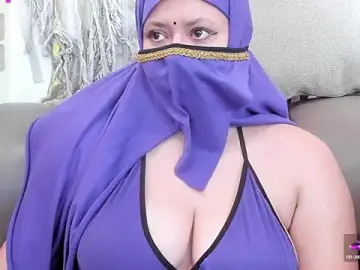 Stripchat Free Porn Cam of yasmin_dina