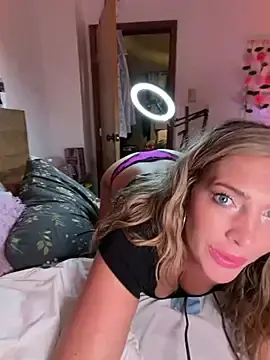 Stripchat Private Sex Chat of hollyharmd