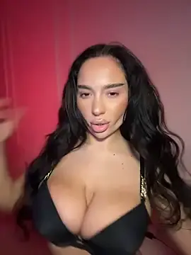 Stripchat Nude Webcam of CardiSweetBaby