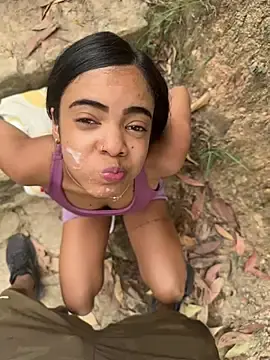 Stripchat Live Sex Cam of NAUGHTY_LITTLE_18
