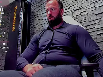 Stripchat Live Sex Cam of David_Big_Daddy