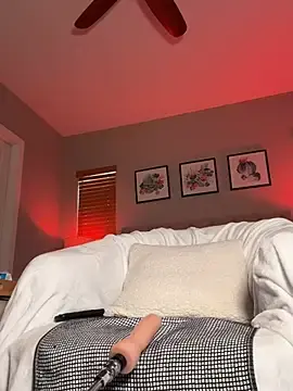 Stripchat Free Live Porn of Tiny-Mimi