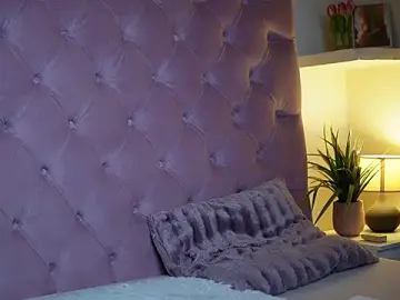 Stripchat Live Sex of MaiaMini
