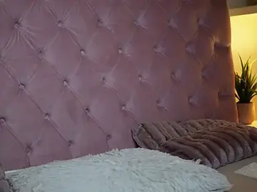 Stripchat Live Sex of MaiaMini