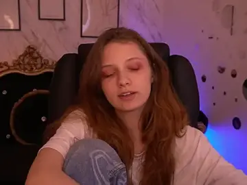Stripchat Live Porn of CuteeFoxy