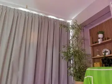 Stripchat Sex Cam of AntonellaRossi