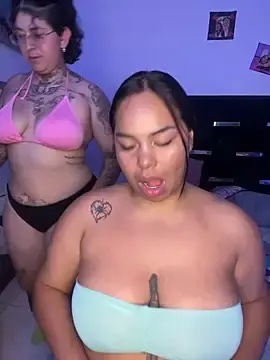 Stripchat Live Sex Cam of lunaa_love