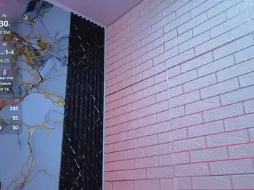 Stripchat Live Sex of MaeveKuro