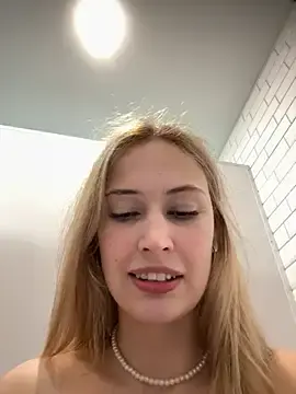 Stripchat Adult Webcams of blonde_exe