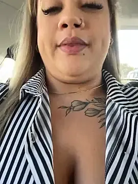 Stripchat Best Webcam of kahreal