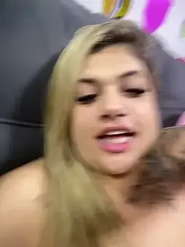 Stripchat Sex Cam of kahreal